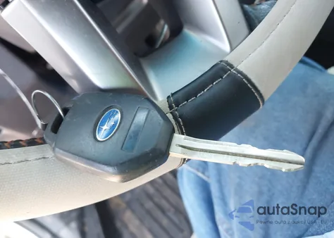 2016 Subaru Crosstrek 2.0I Premium из США, поврежденный, VIN JF2GPABC5G8302307